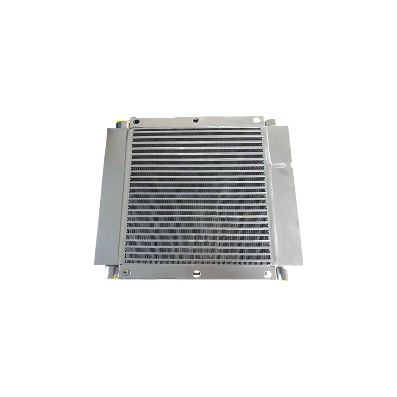 Levy-evä vesijäähdytteinen jäähdytin